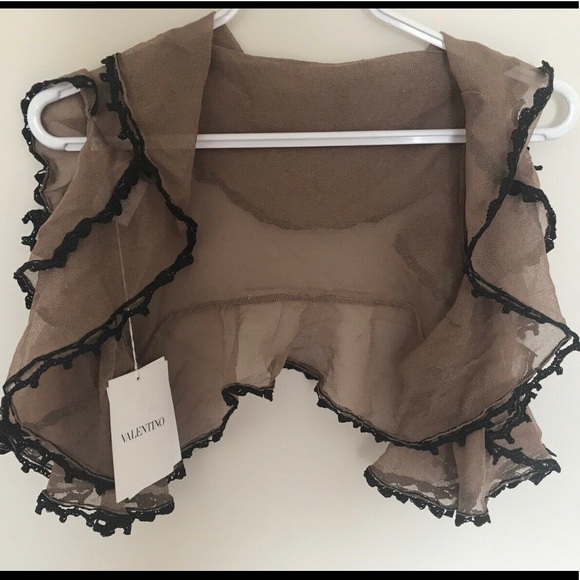 Valentino - Picture 5 of 6